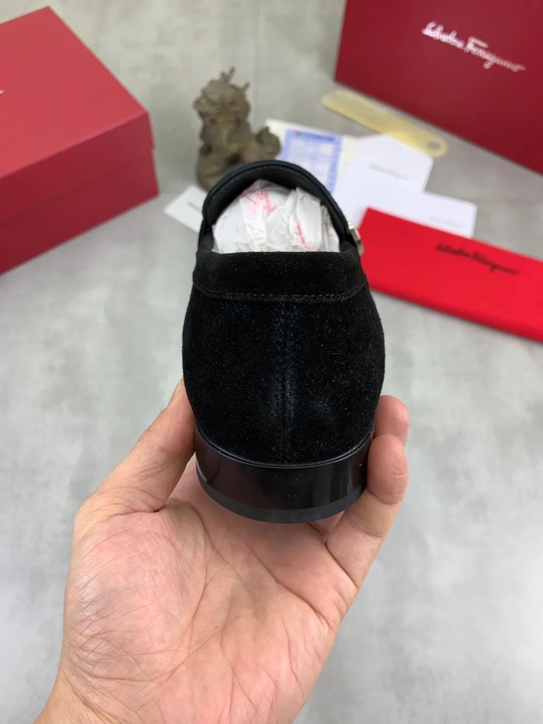 Men's men's shoes 💰P600💰[New model] High quality water-dyed cowhide 🆘[Salvatore Ferragamo] Ferragamo's latest casual business leather shoes for men! Listed simultaneously! The fabric is made of specially imported original calfskin, and the interior is made of imported water-dyed cowhide. It is absolutely luxurious and leads the fashion trend. Matching code: 38-44 (45 and 46 can be customized) 5️⃣ colors available